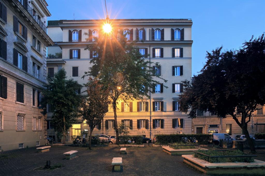 Trianon Borgo Pio Aparthotel Roma Exterior foto